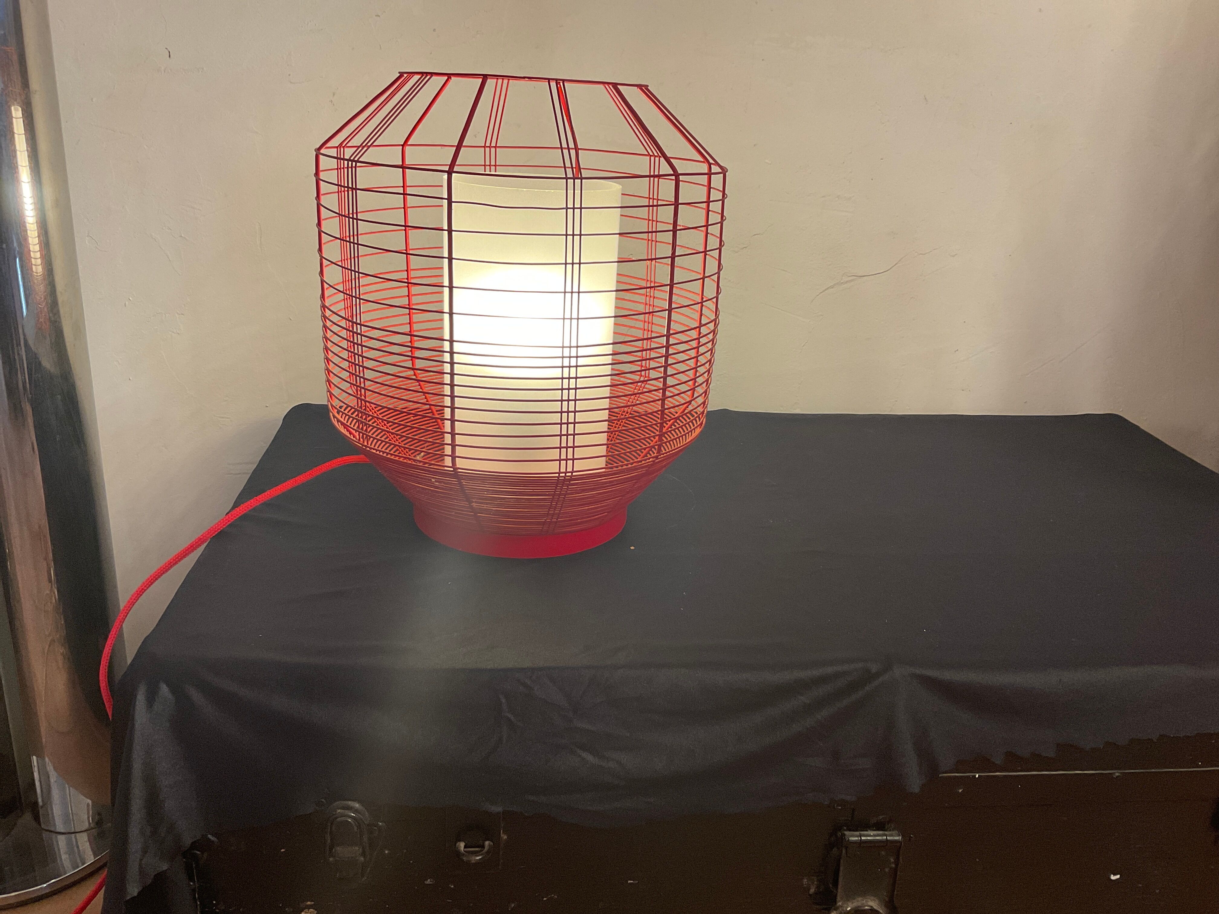 Lampe de salon mesh design Arik Lévy