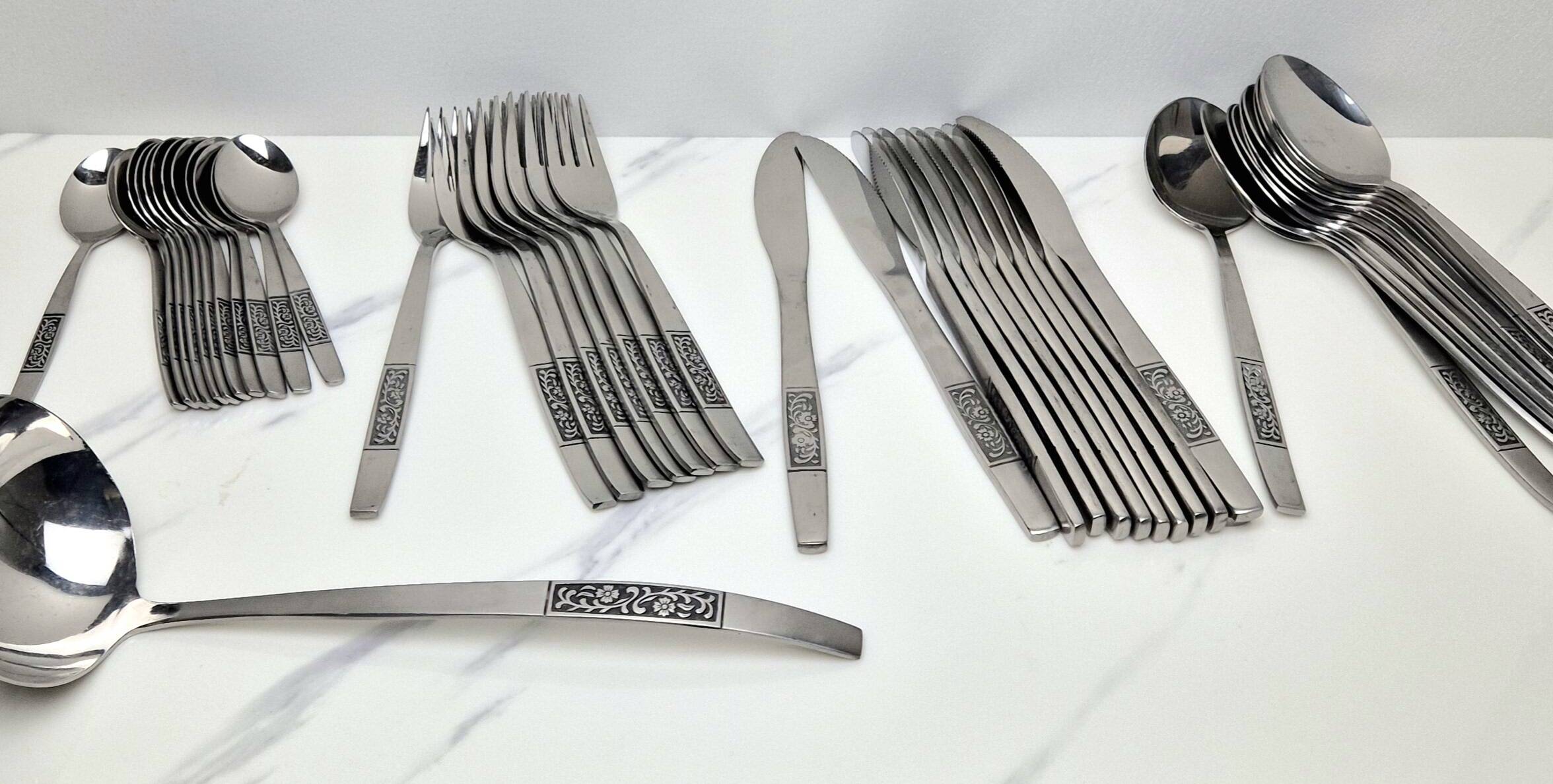 Lot de 45 couverts Amefa Holland Damask Stainless