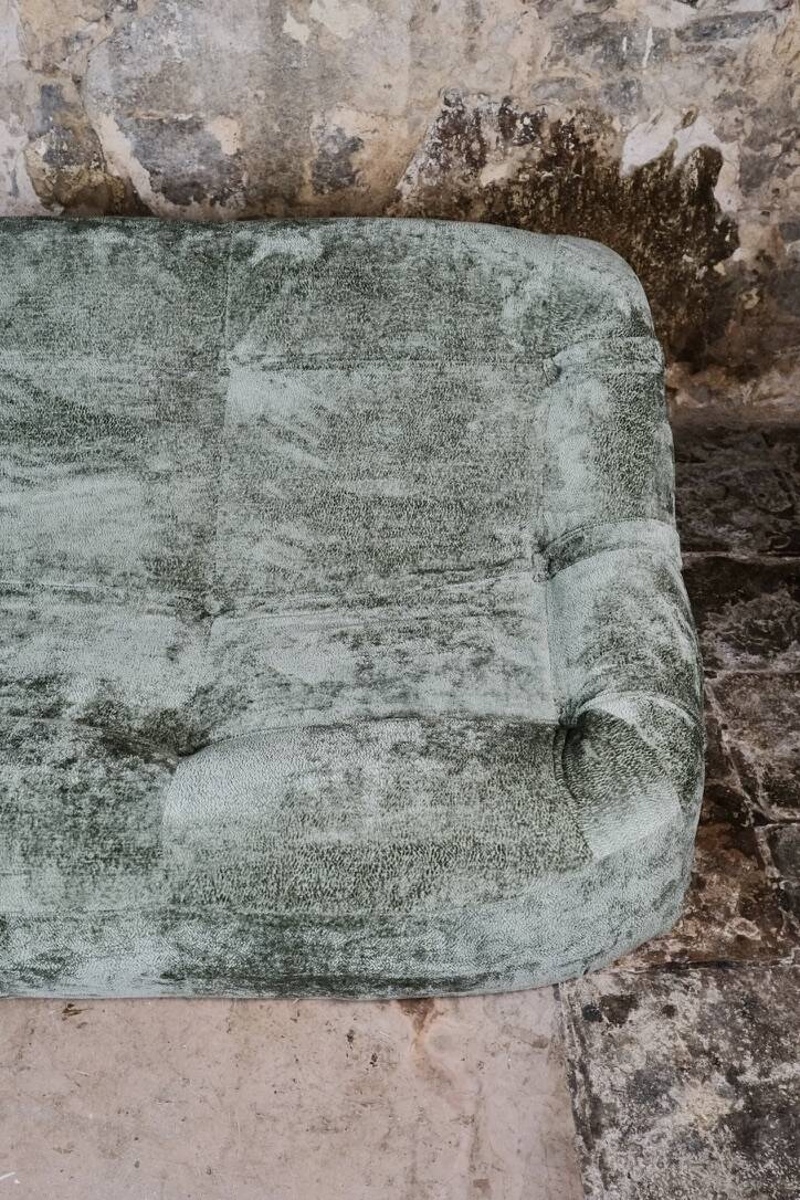 Canapé 2 places compact Ligne Roset, France, 1970s