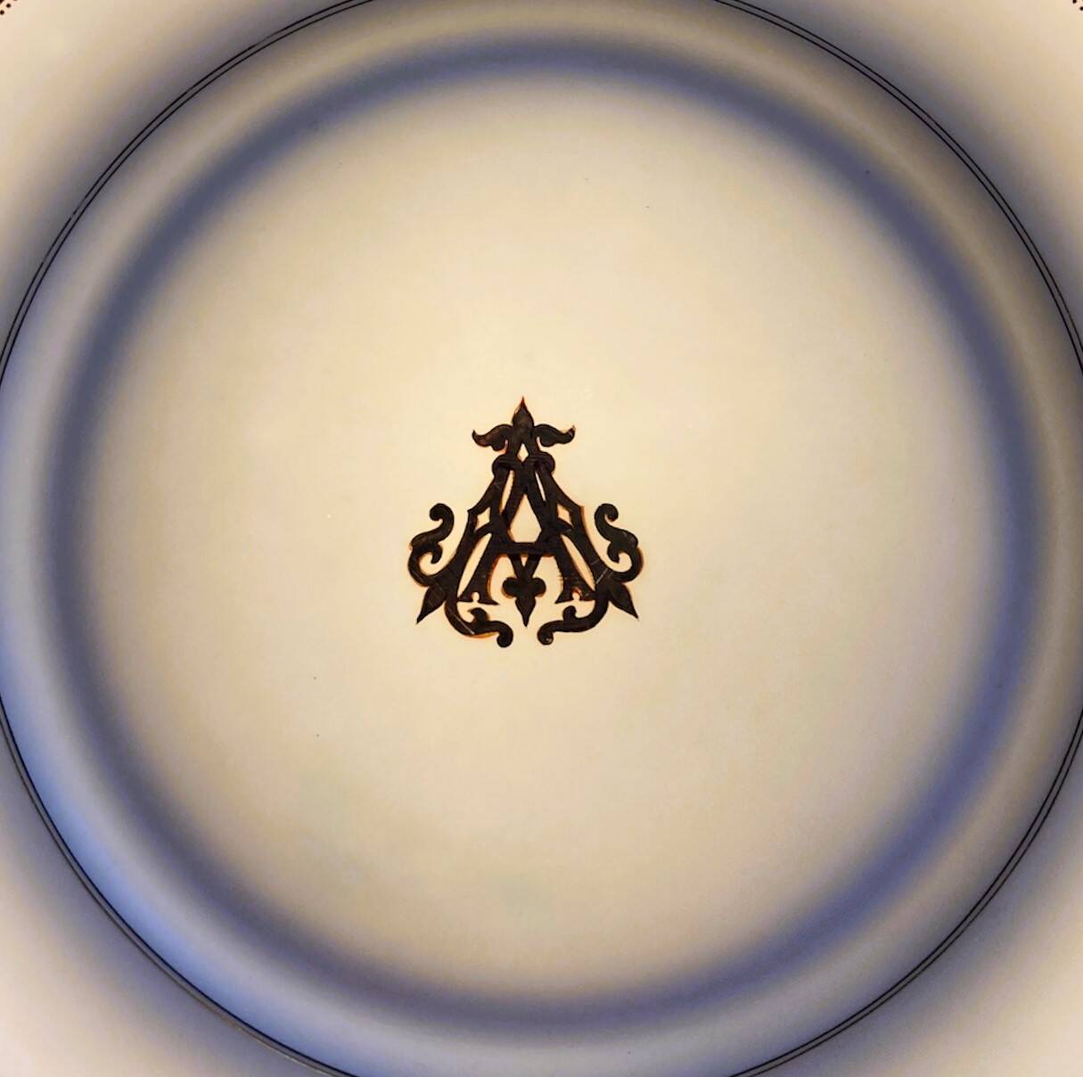 Service assiettes porcelaine de Paris Bourgeois Saint-Honoré 1880