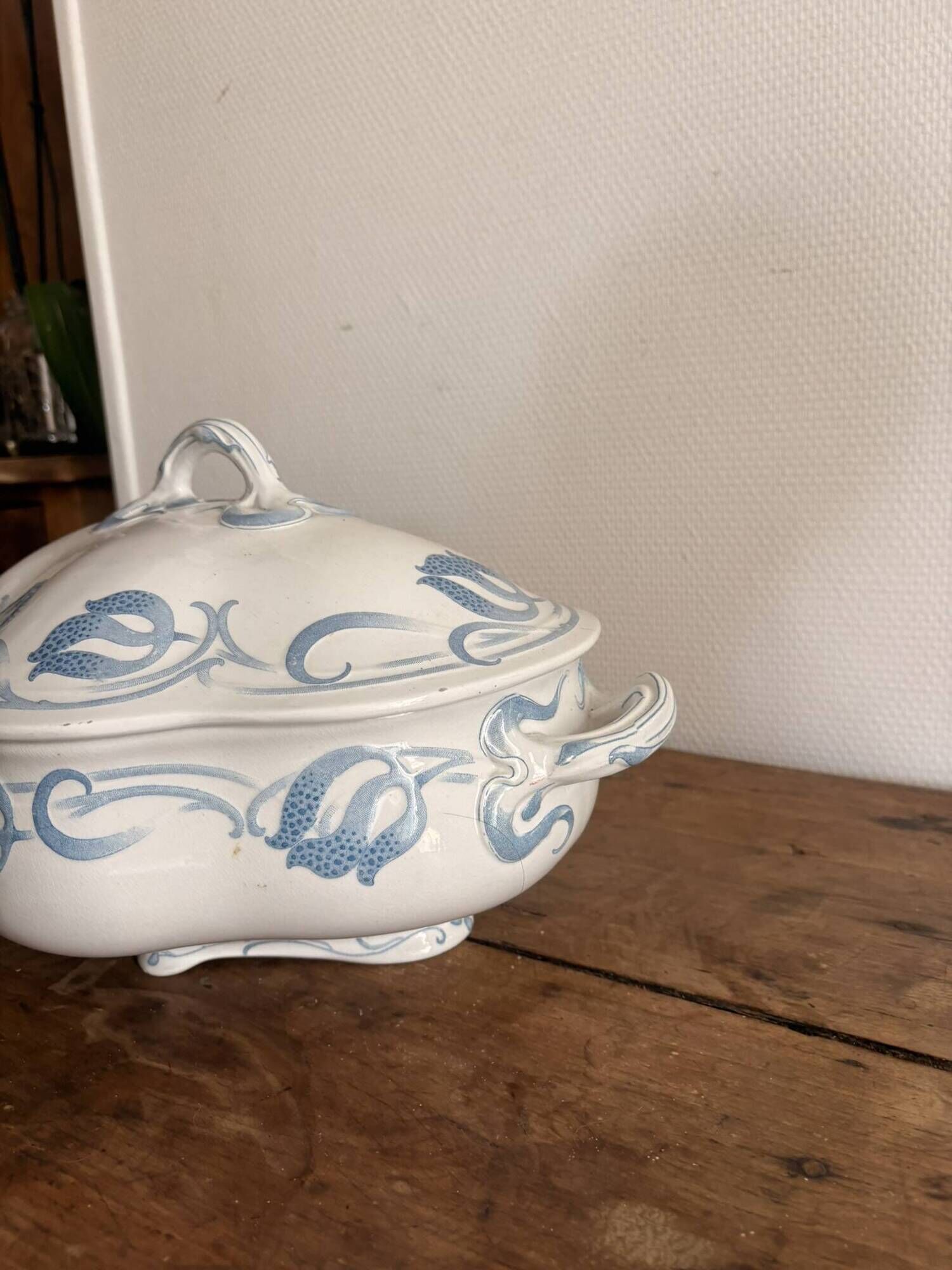 Antique Tircis Soup Tureen Sarreguemines Utzschneider & Cie Art Nouveau Earthenware