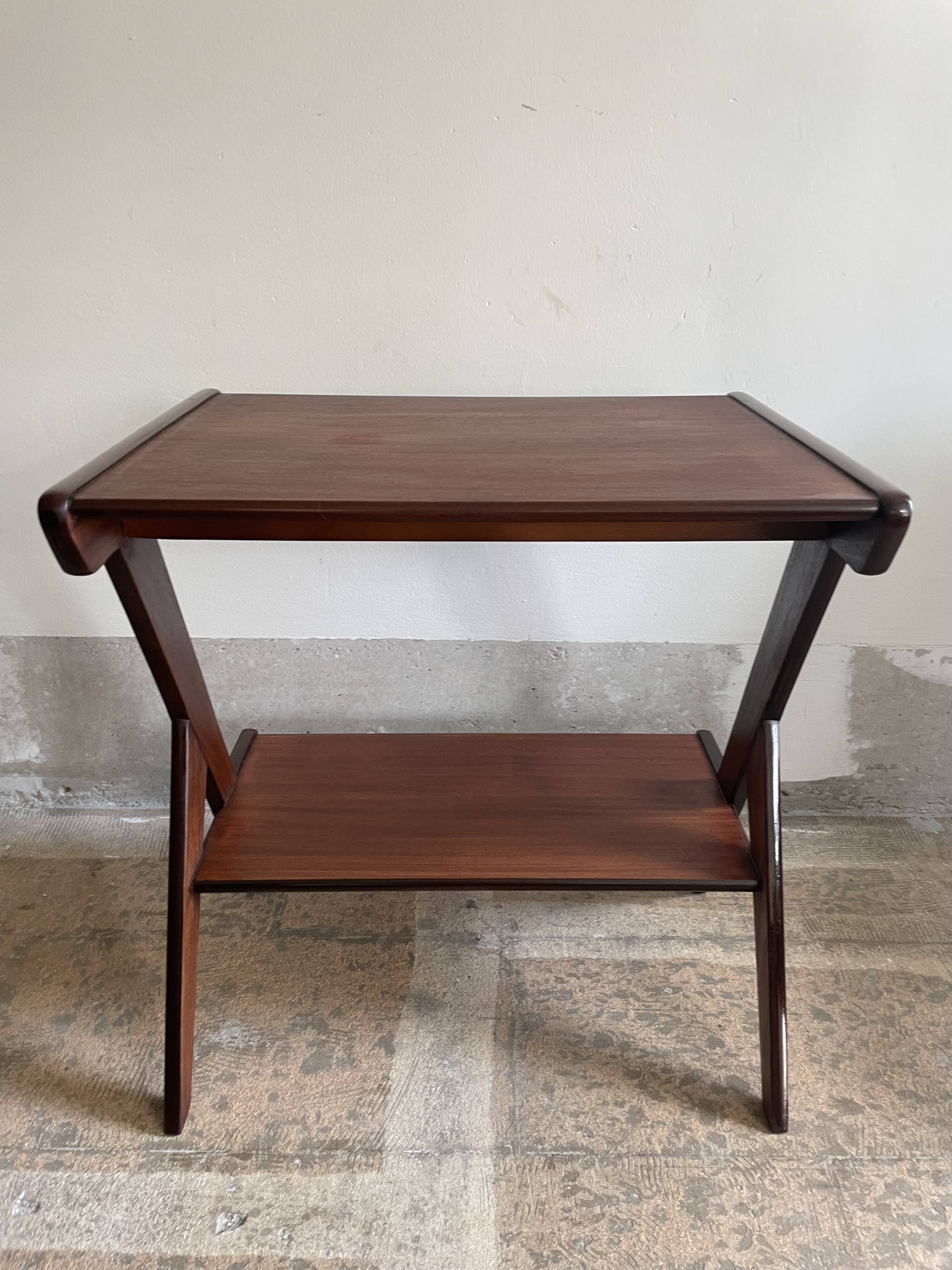 Louis van Teeffelen side table for Wébé
