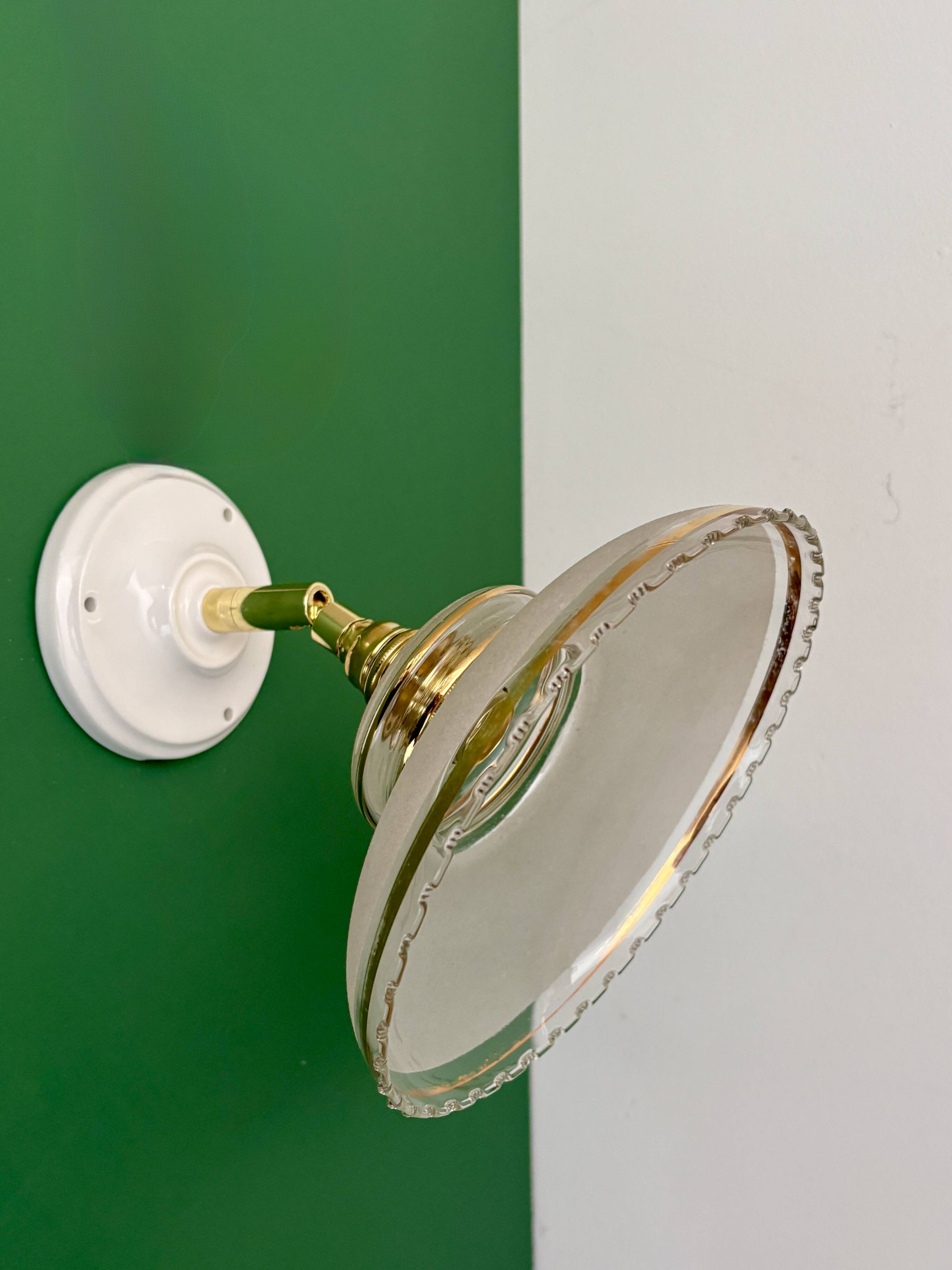 Vintage wall lamp with white and gold granite glass shade