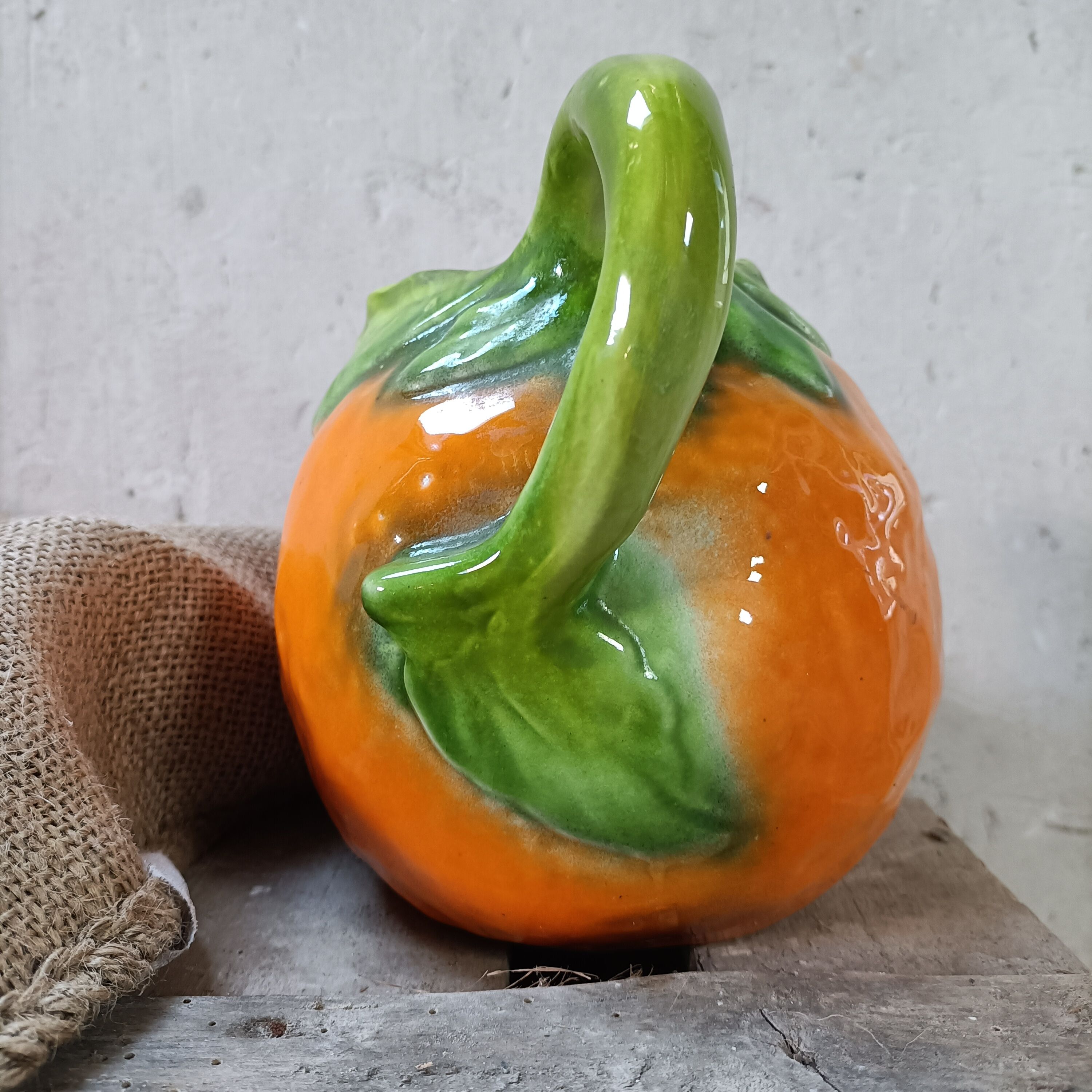 Orange slurry decanter