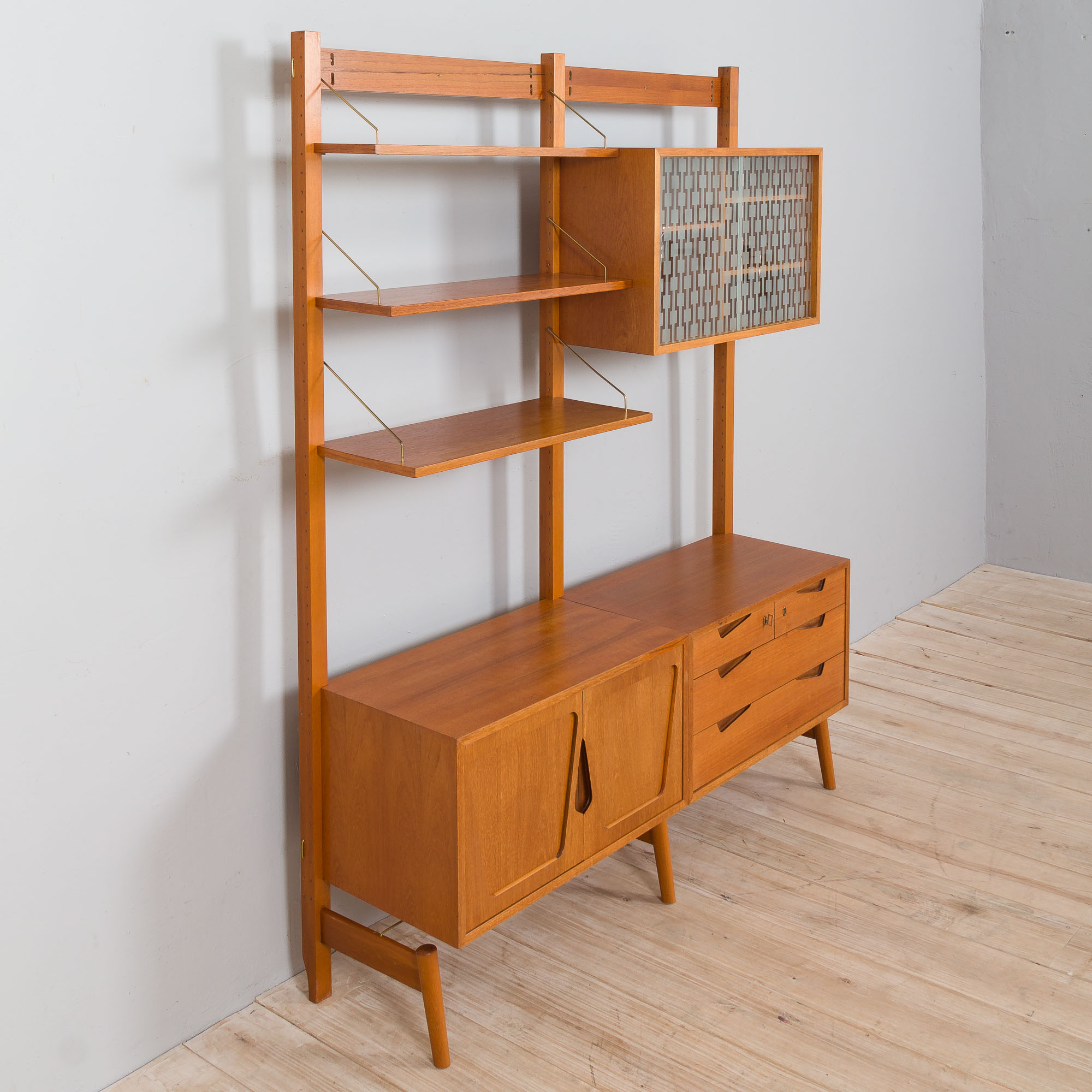 Rival 2 bay free standing teak wall unit with 3 cabinets and 3 shelves by Brodrene Jatogs Norway, Kj