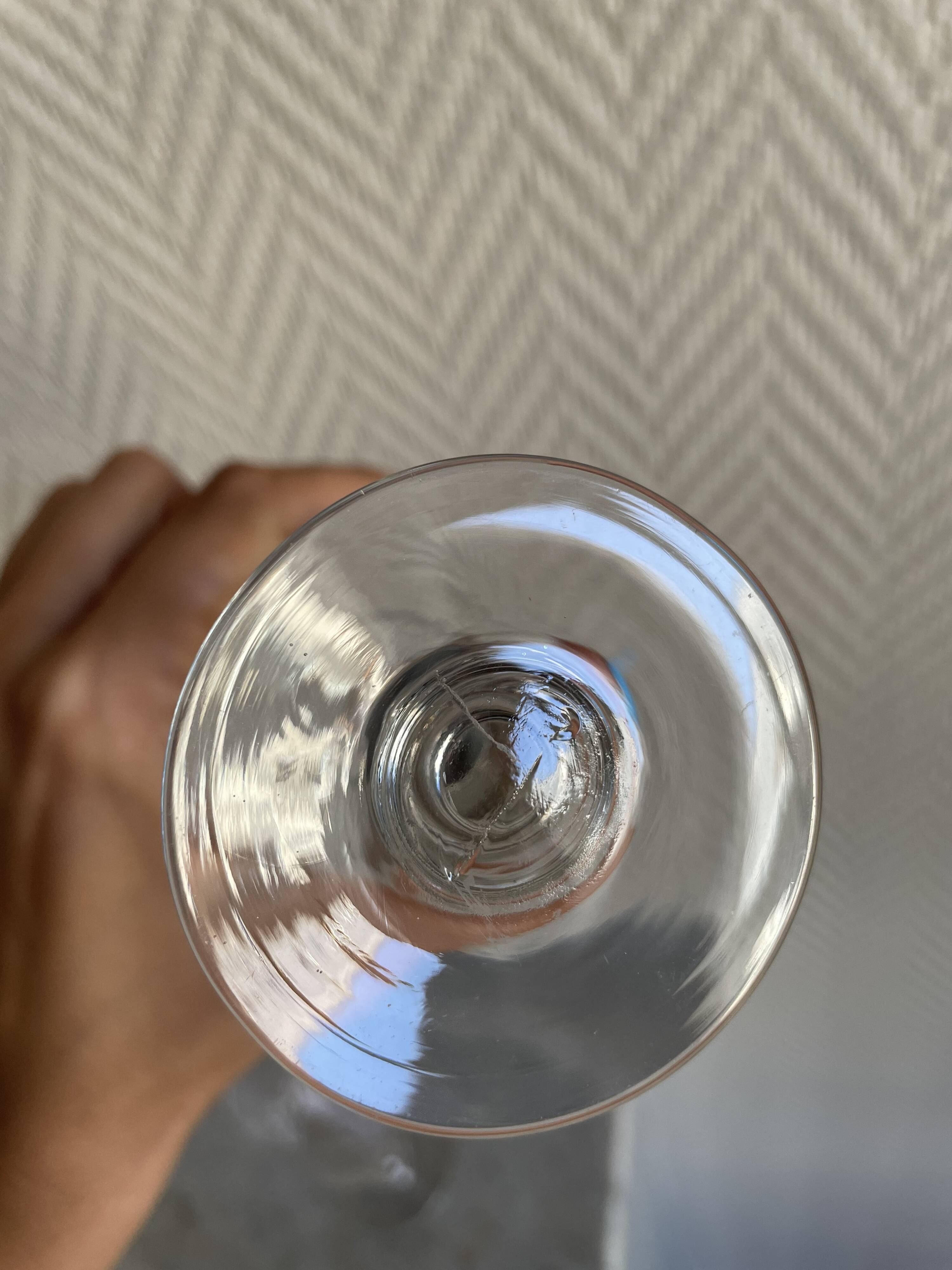 Lot de six verres à pied type Saint Louis