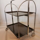 Rolling dessert, trolley says 'dinett'