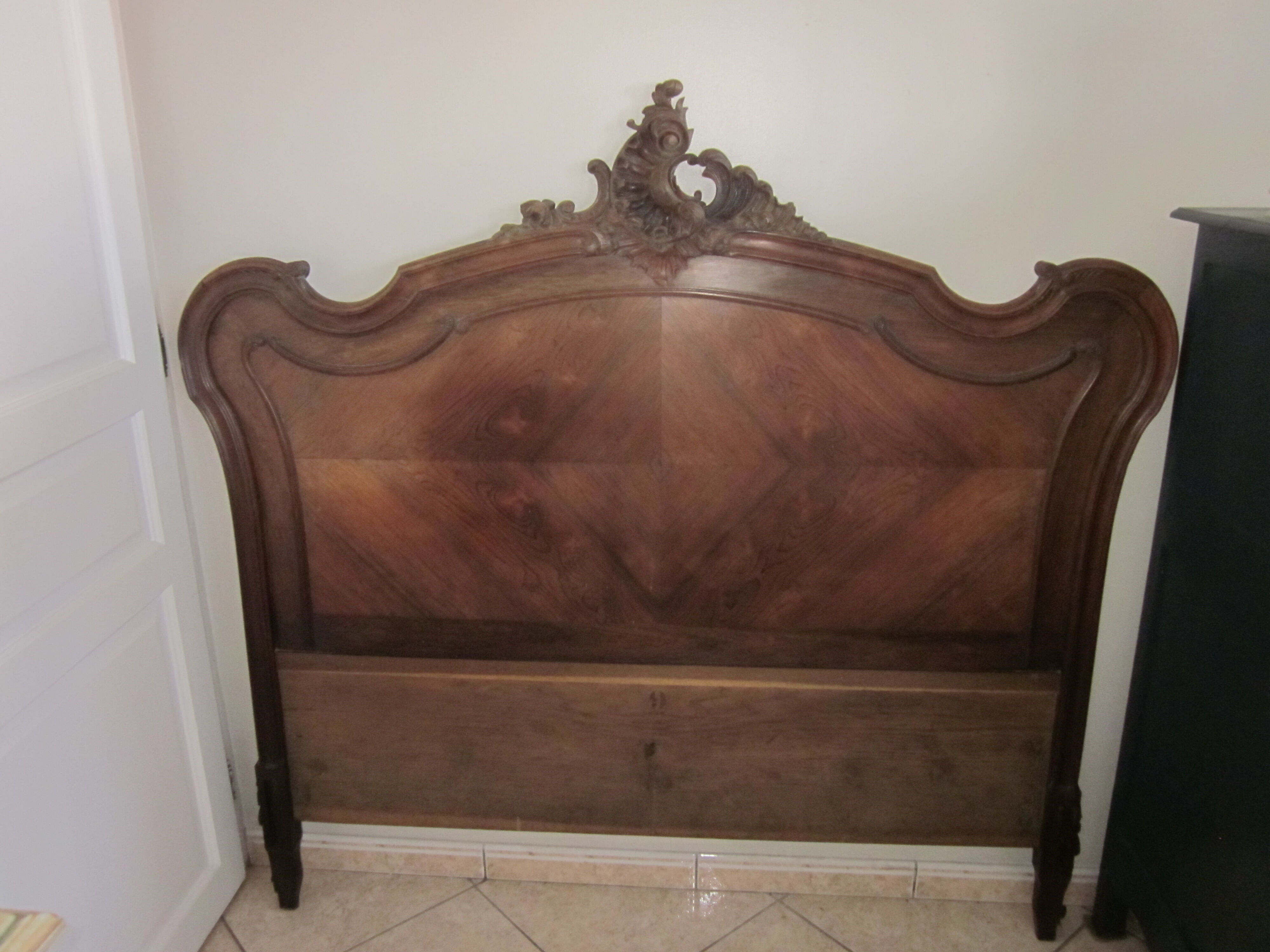 Headboard louis xv in walnut