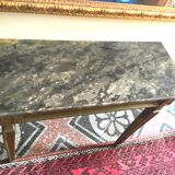 Console en bois laqué à dessus de marbre de style Louis XVI .travail ancien