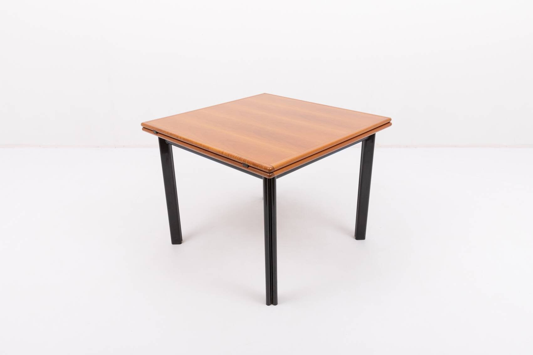 Table à manger vintage pliable en noyer, design italien, 1980