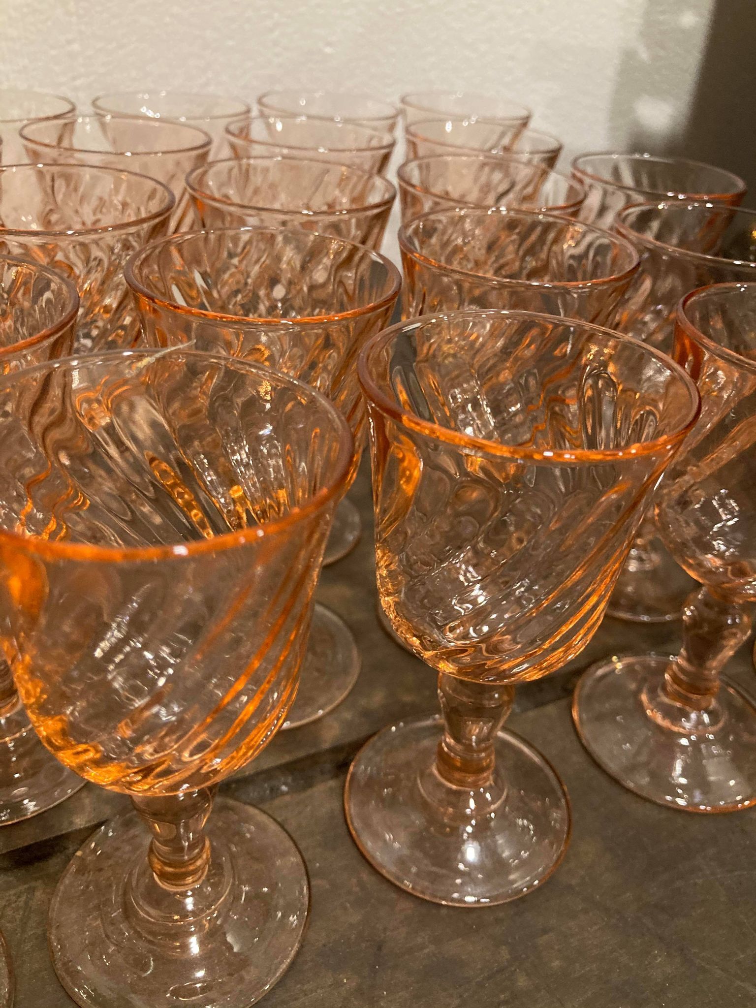 Lot de 29 verres Arcoroc modèle Rosaline