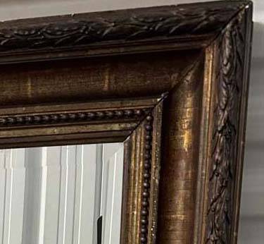 Large antique moiré