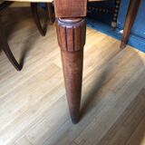 Extendable oval dining table in solid wood