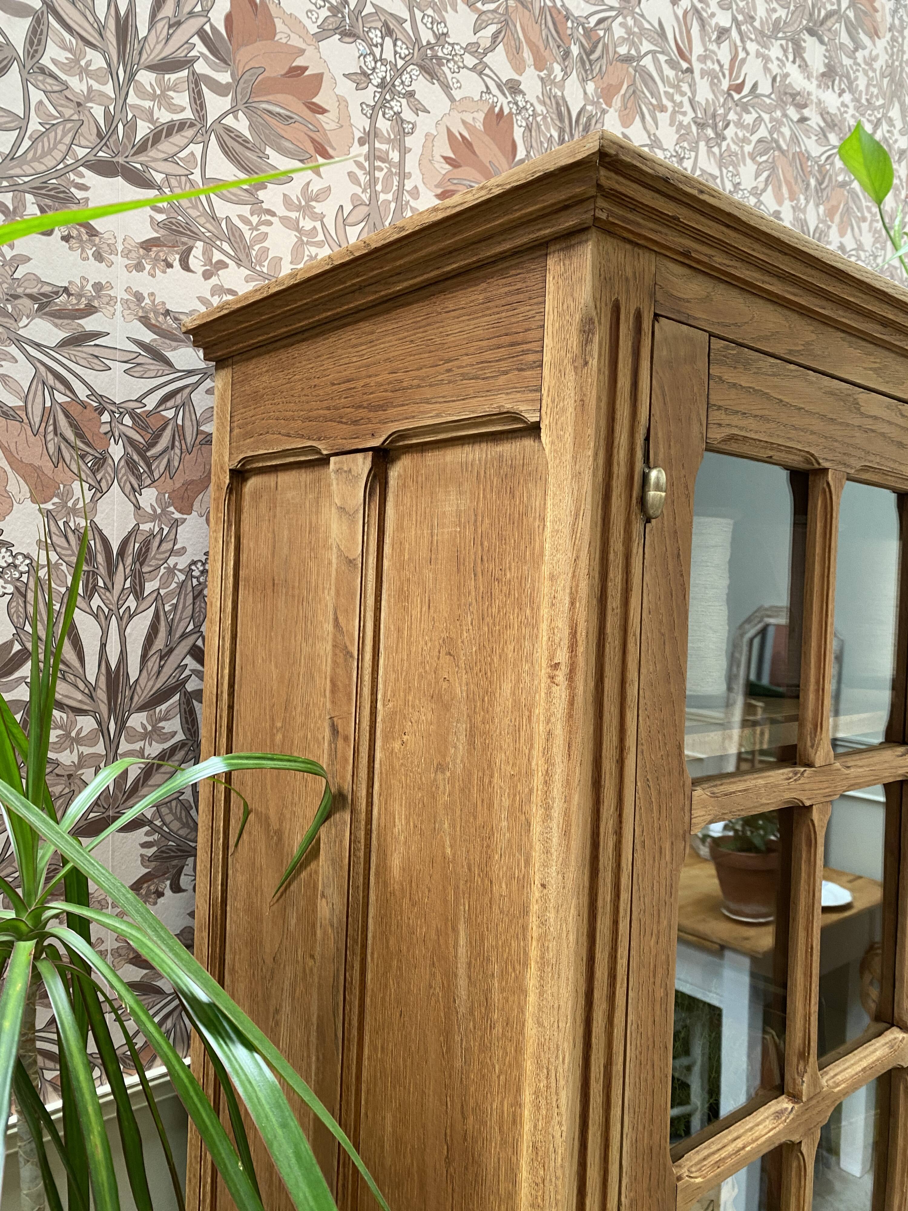 Bibliothèque en chêne - armoire vitrée