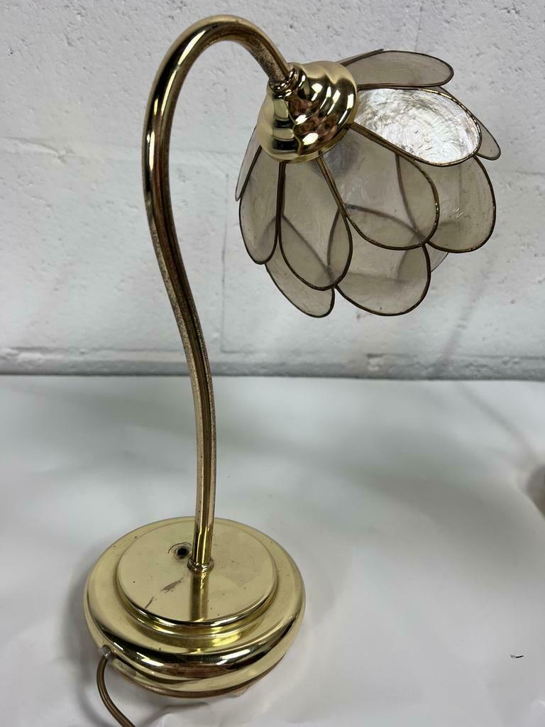 Set of 2 vintage flower lotus table lamps