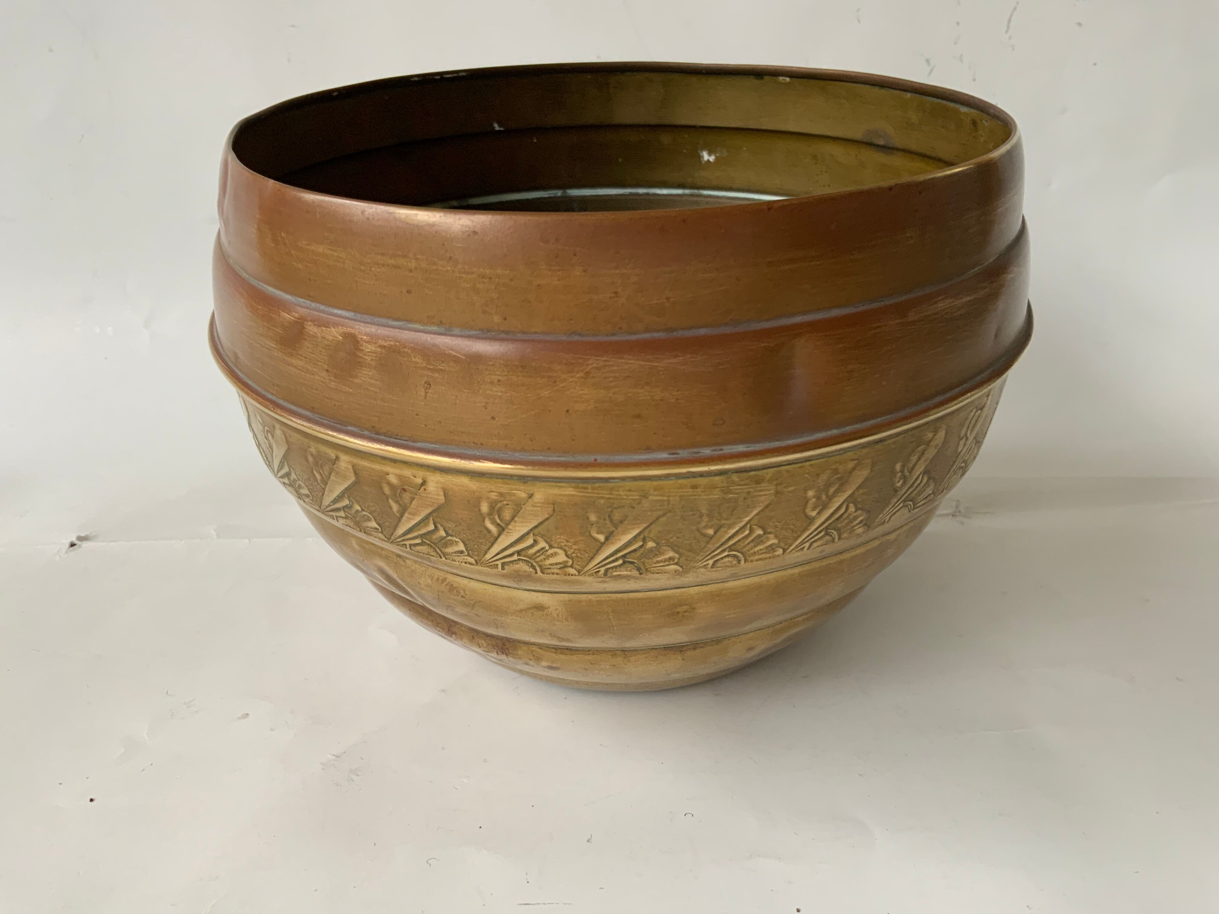 Cache pot en laiton