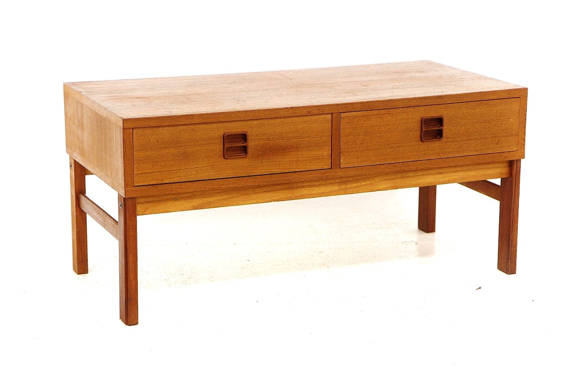 Teak bass chest of drawers, Sweden, 1960