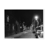 Tirage photographique encadré Paris en 1965 rue de Grenelle de nuit