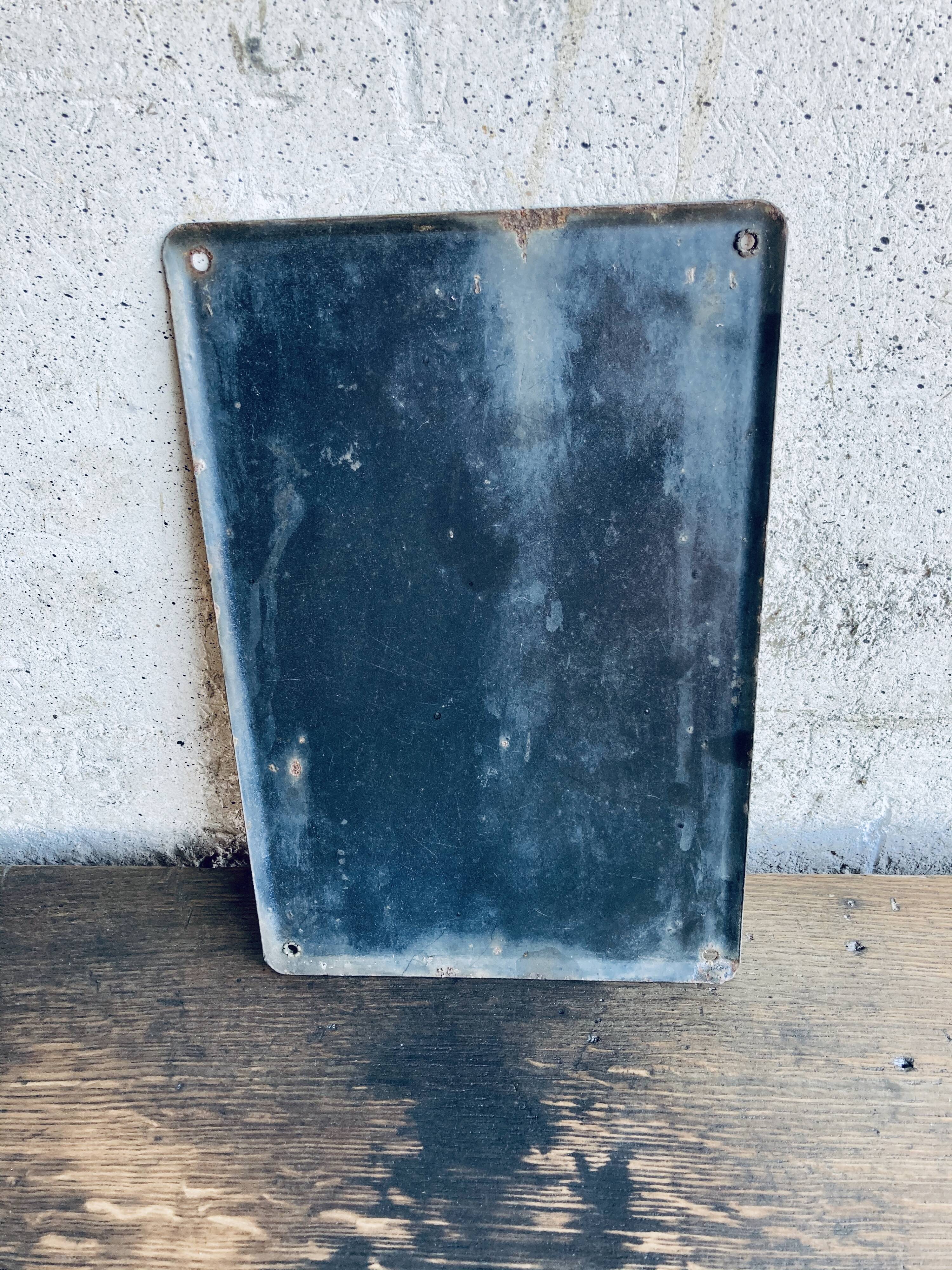 Dangerous dog enamelled plate