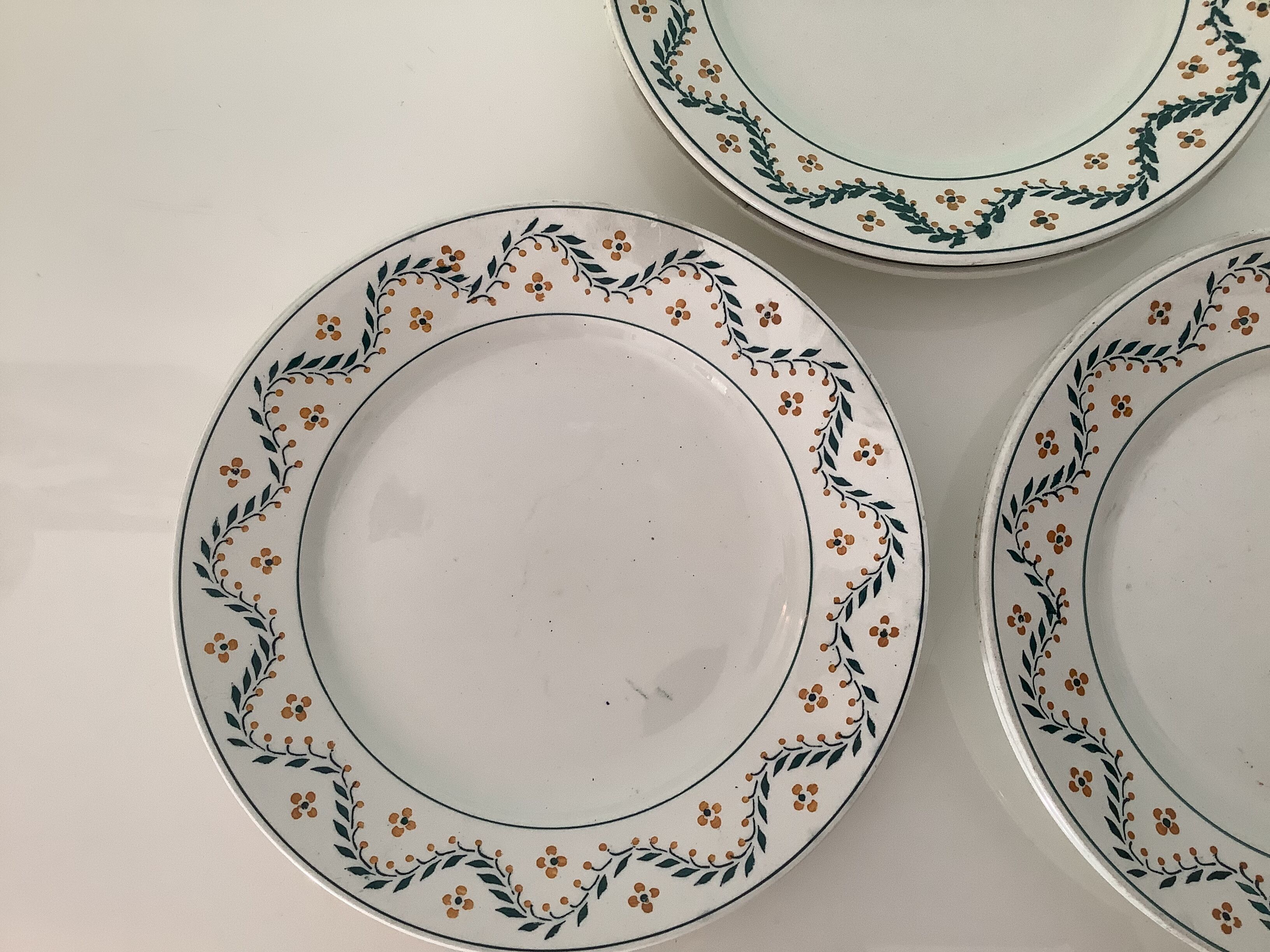 Lunéville set of 6 plates of antique white porcelain tableware with floral decoration