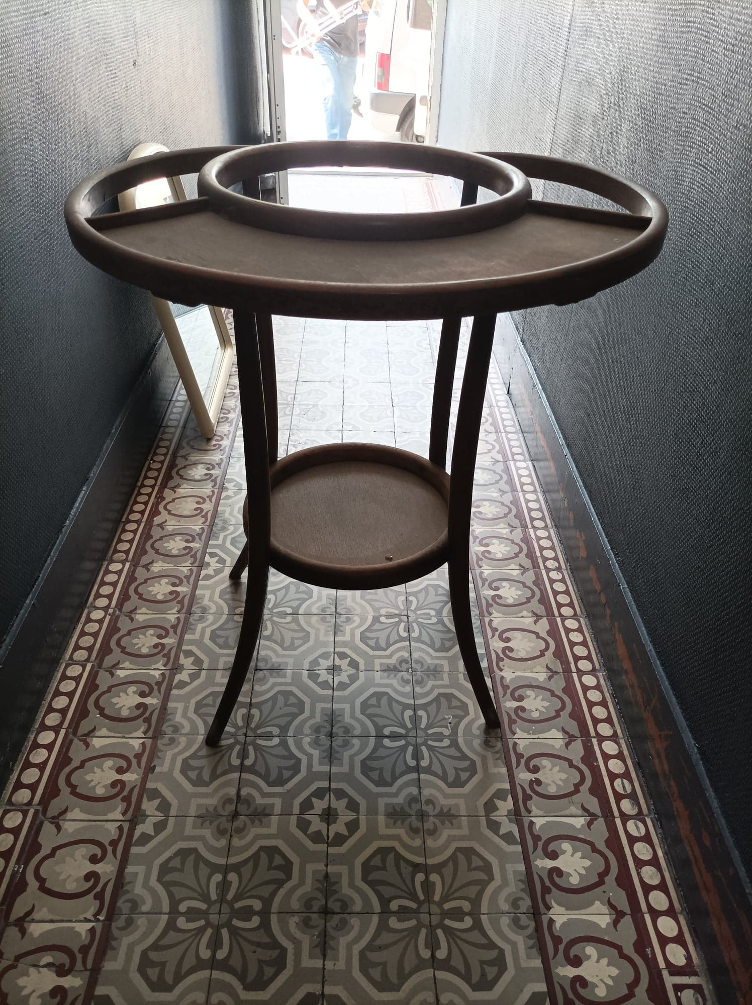 Meuble de barbier ancien coiffeuse guéridon Baumann 1920 art déco