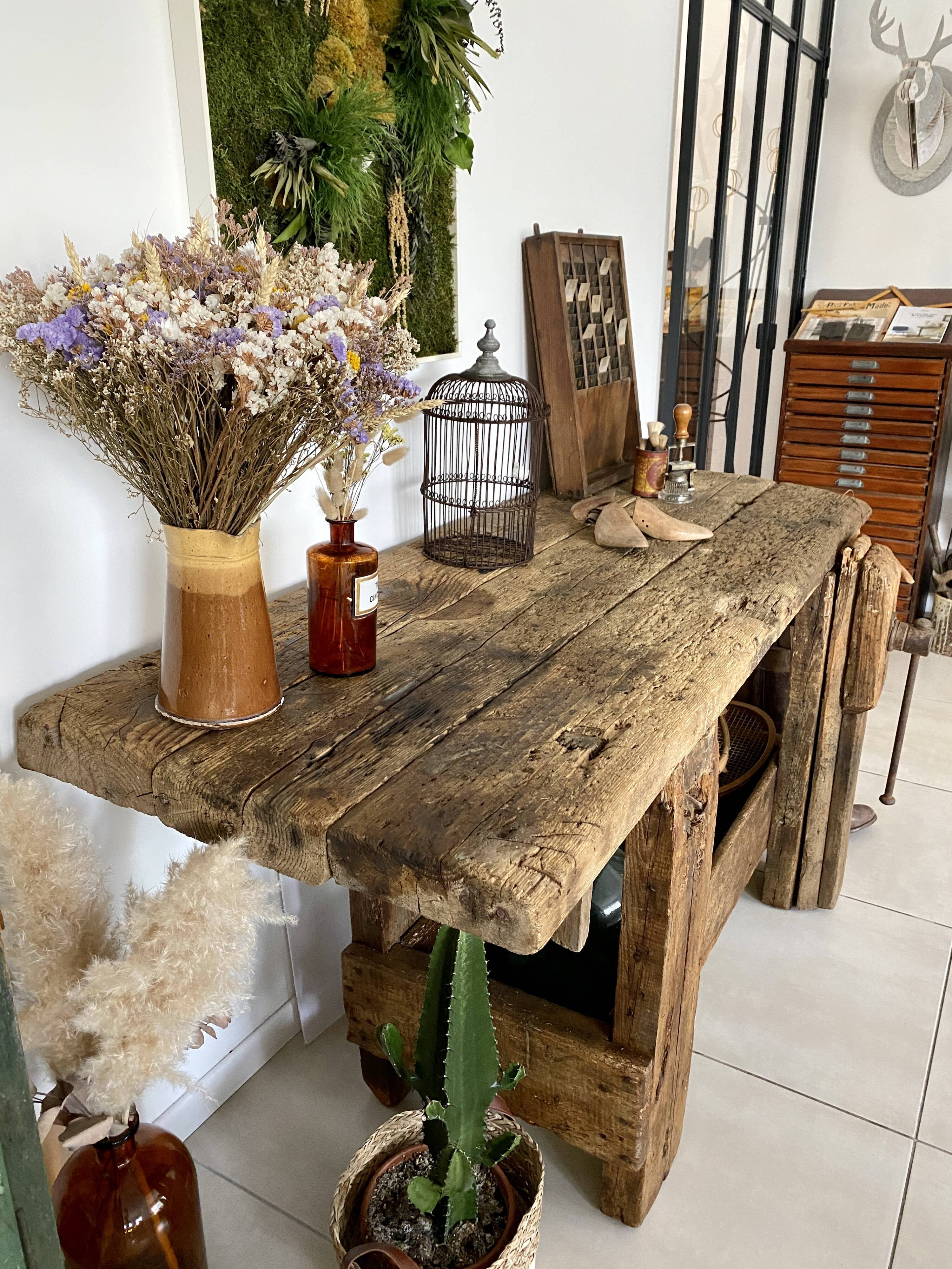 Old wooden workbench