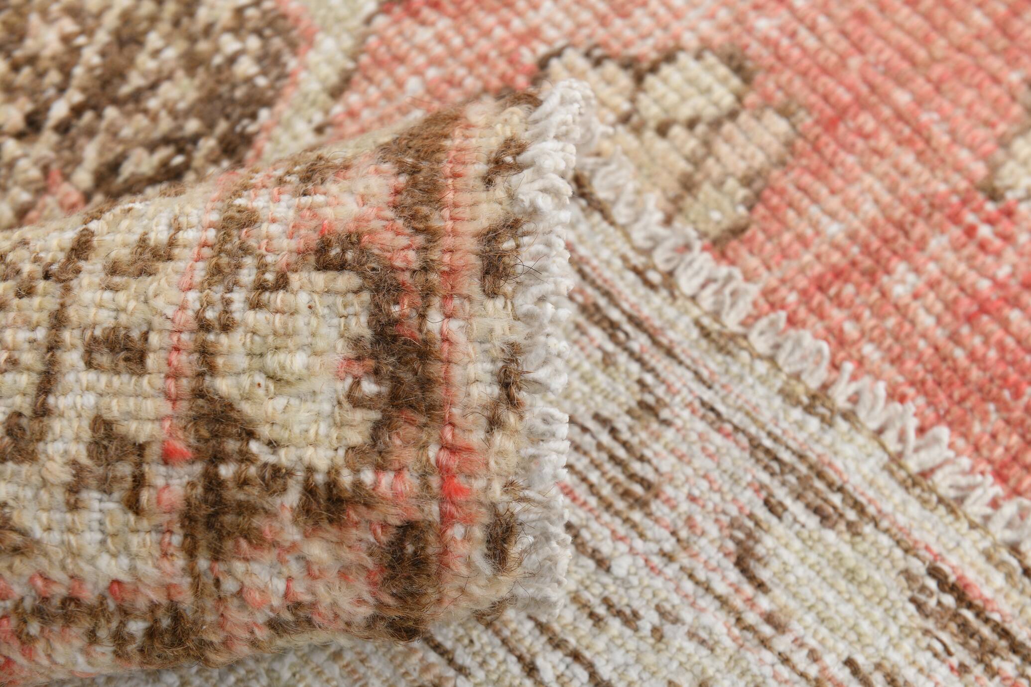 Pale Red & Brown Classic Persian Rug, 124x197Cm