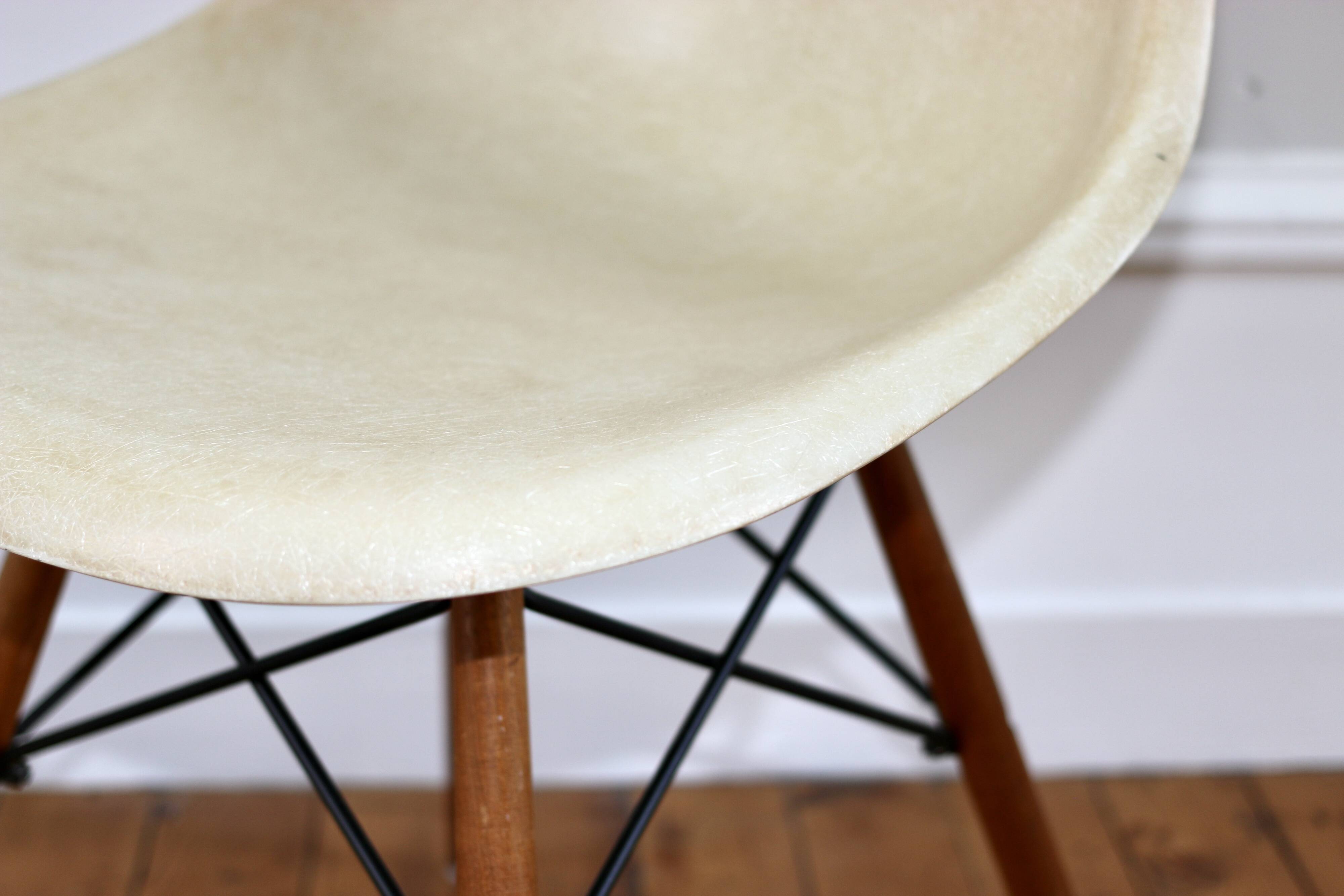 Chaise Eames DSW Herman Miller Mobilier International 1960