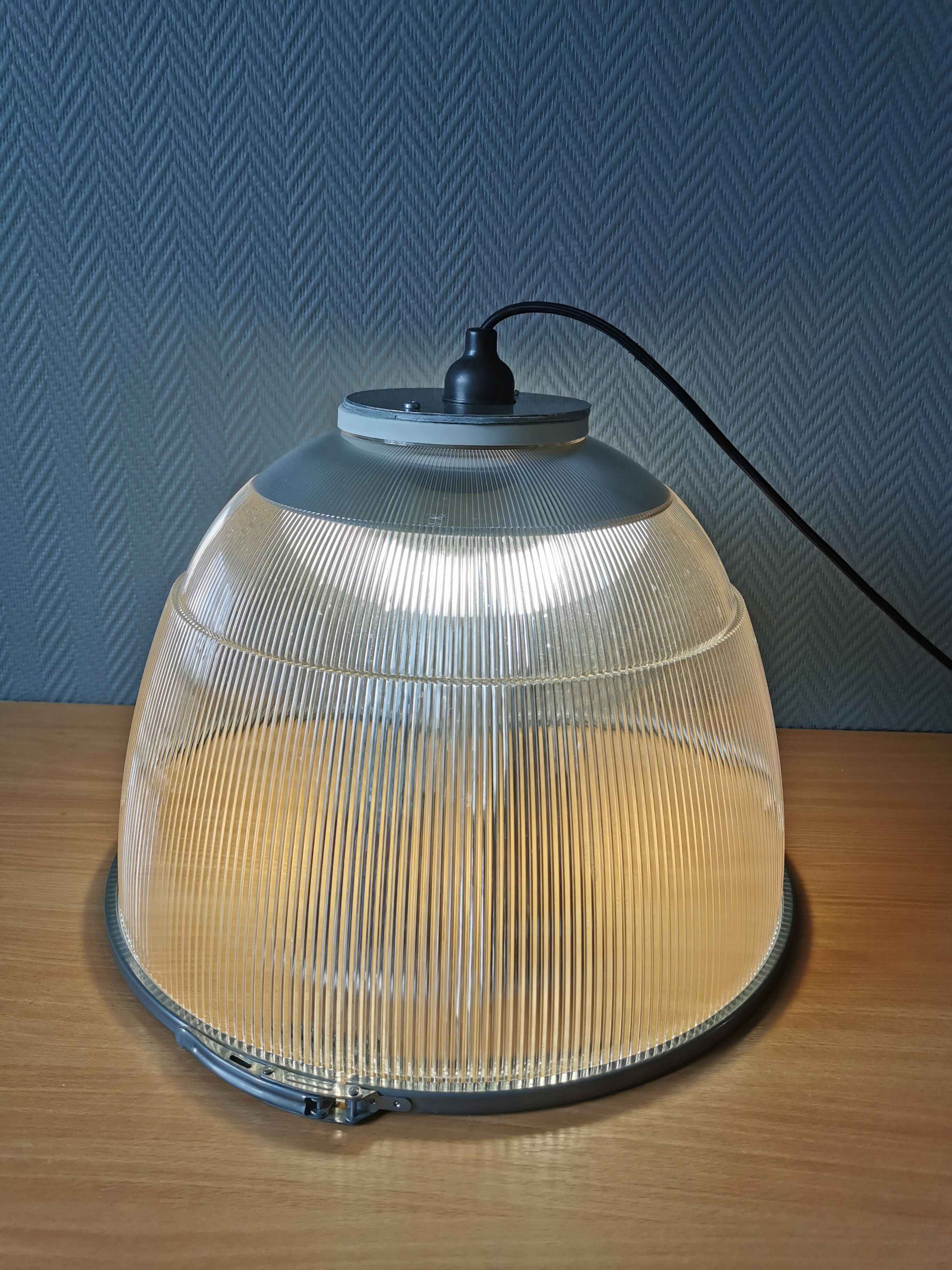 Industrial suspension