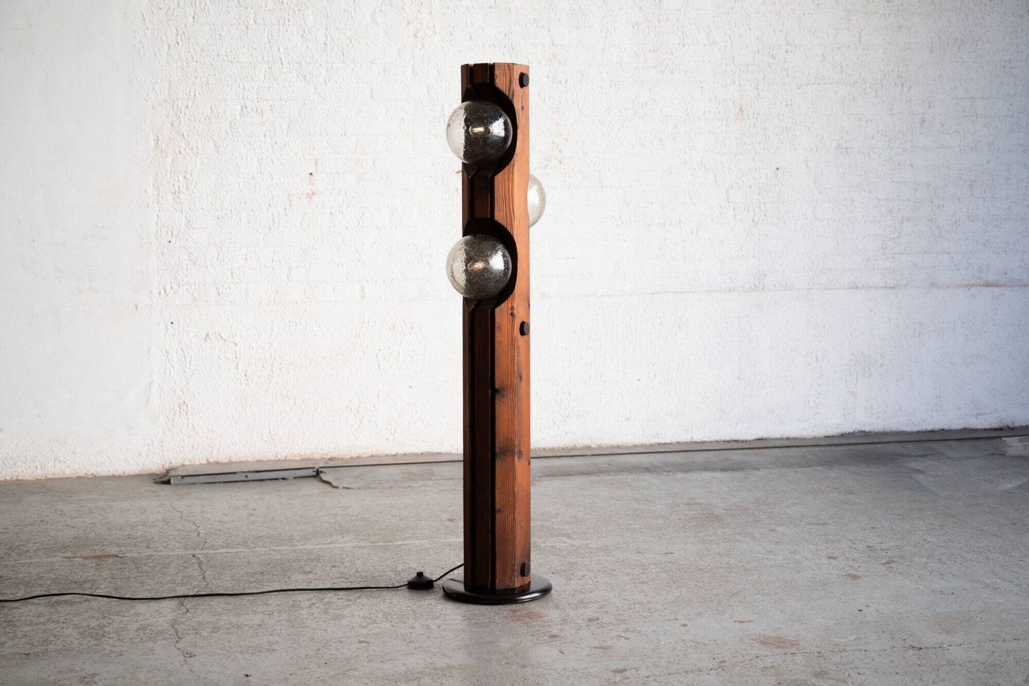 Brutalist floor lamp by Temde Leuchten