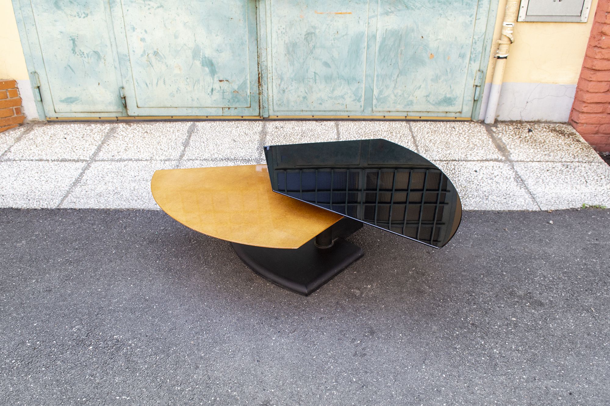 Cast iron and wood coffee table Stile Saporiti Italia Anni '70