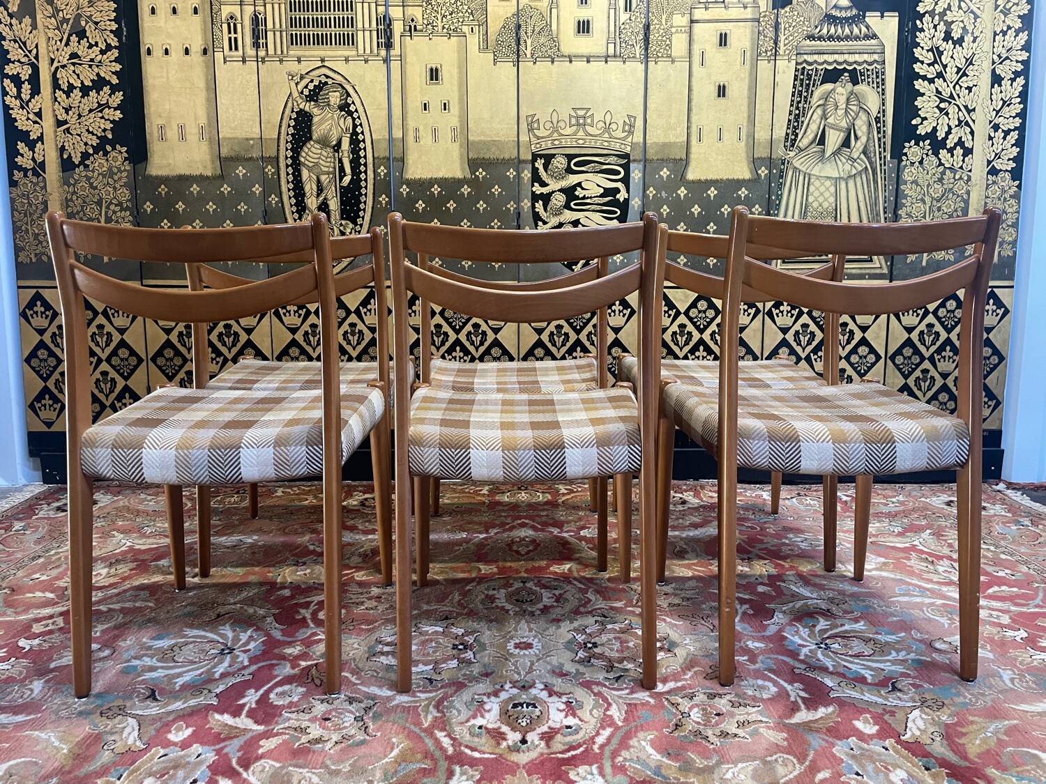 Suite de 6 chaises de style Scandinave