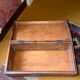 Petit coffre ancien en bois – rustique, authentique