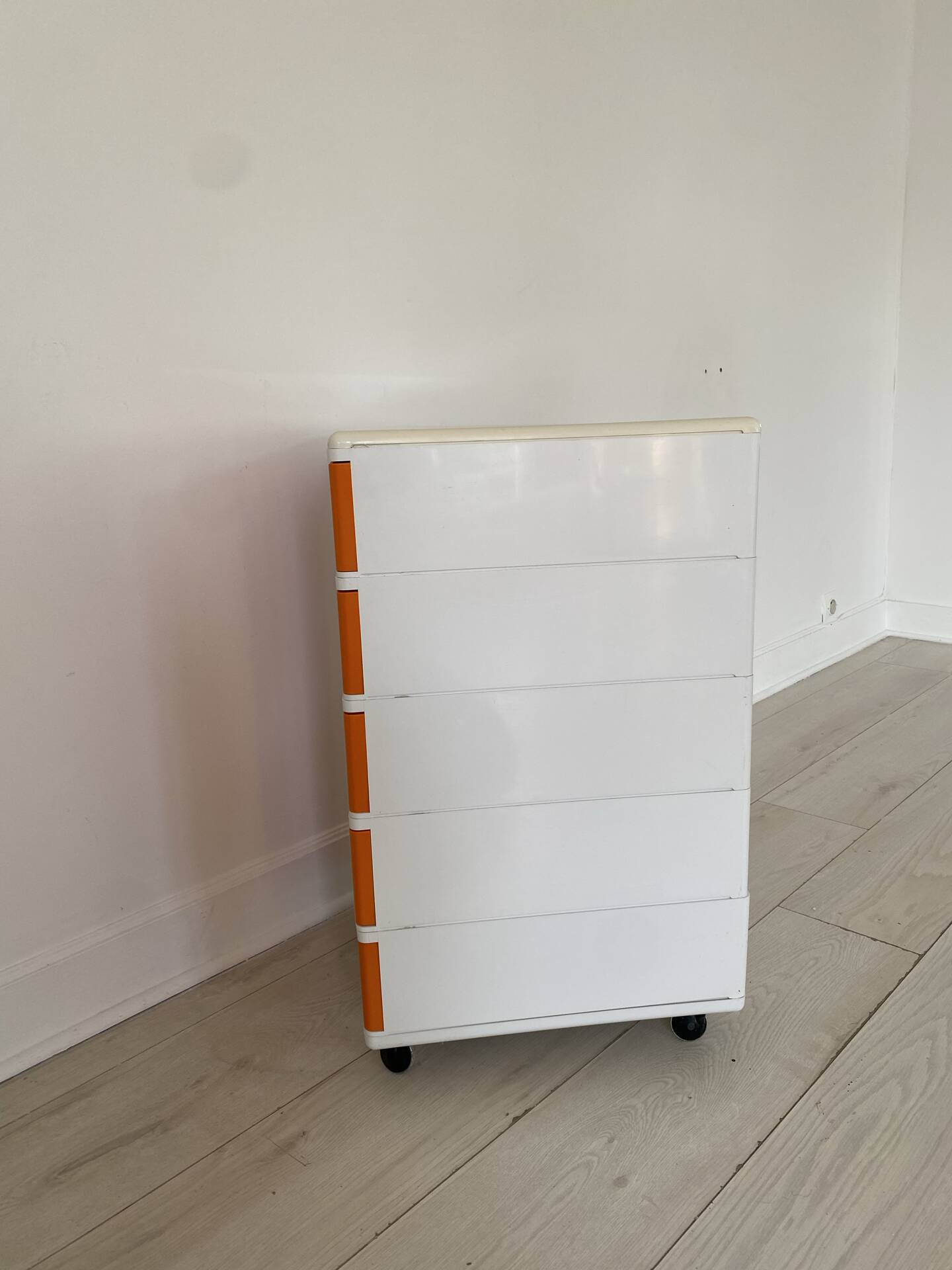 Desserte Flair plastique orange et blanc