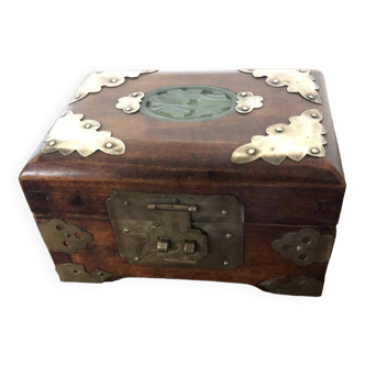 Boîte à bijoux en bois  Shanghai Chine ornée de plaque de jade