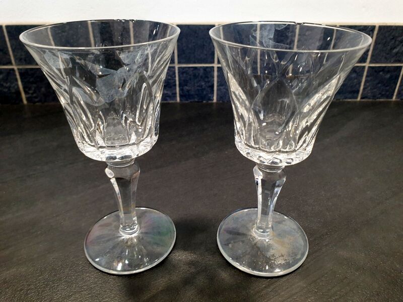 Cristal de Saint Louis, series of 2 white wine glasses Camargue model