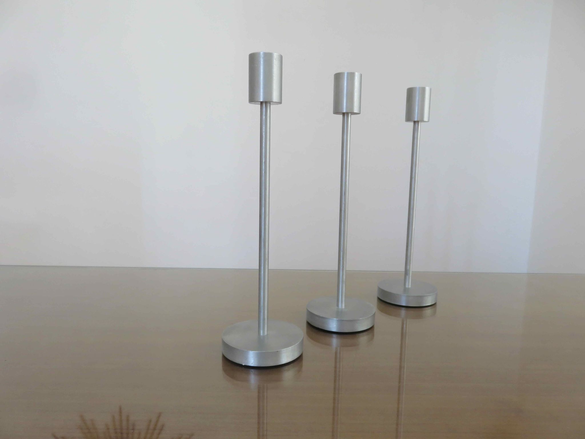 Series of 3 Scandinavian candle holders, minimalist, in 70s aluminum