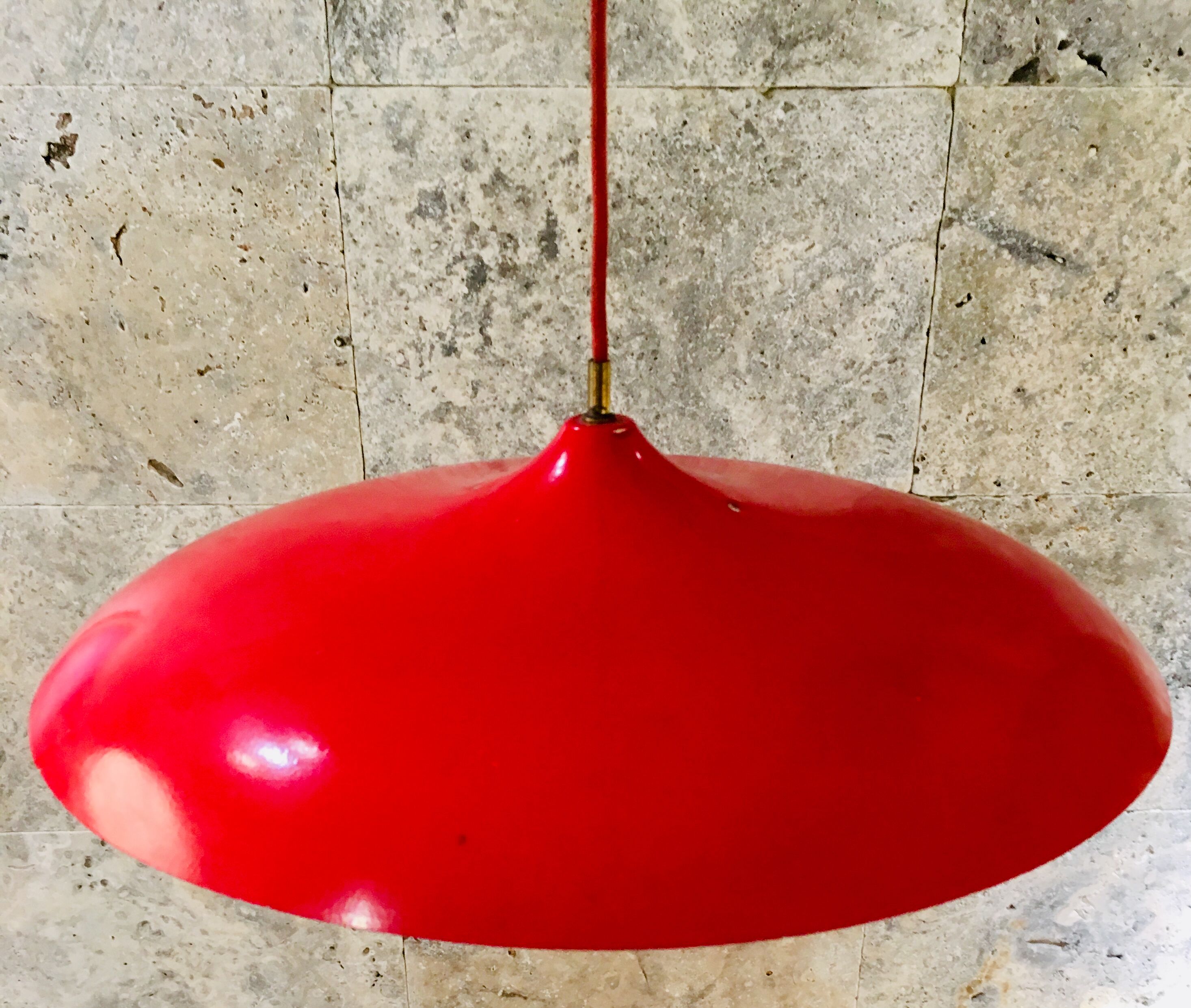 Red suspension