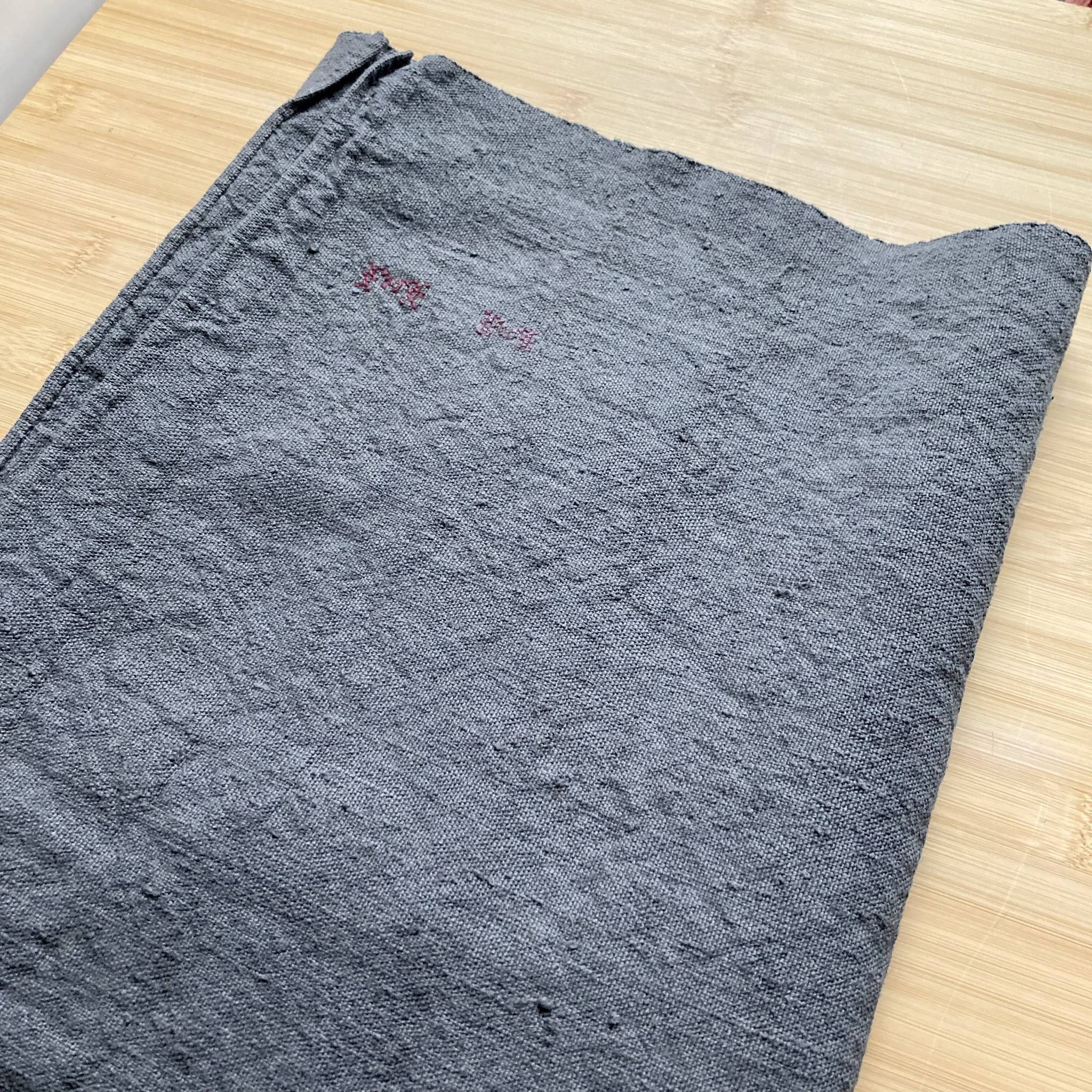 Antique hemp tablecloth / gray