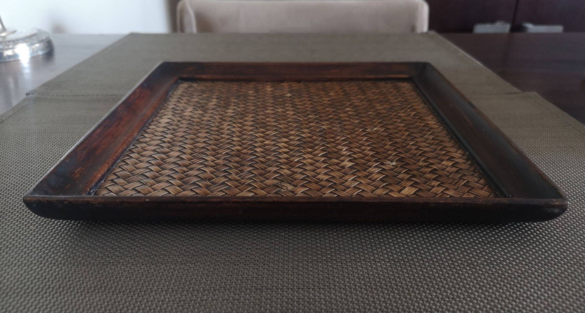 Tray in wood and woven rattan - 1st half of the 20th century