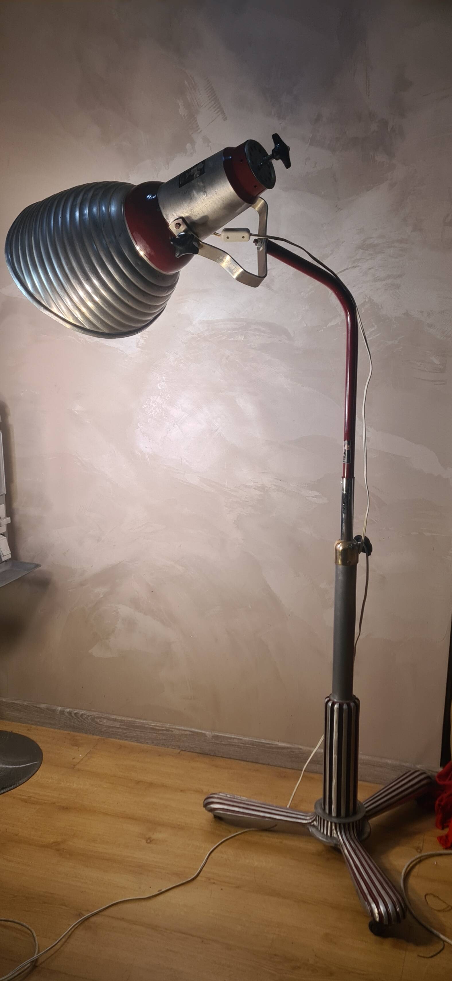 1940 rare style floor lamp projector feet on casters solid aluminum 180x110x70