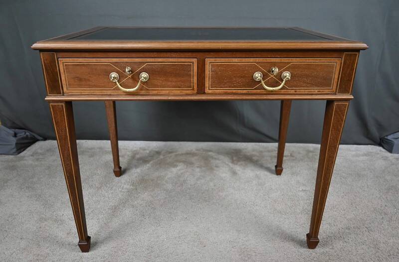 Small Mahogany Desk, English style – Early 20th century