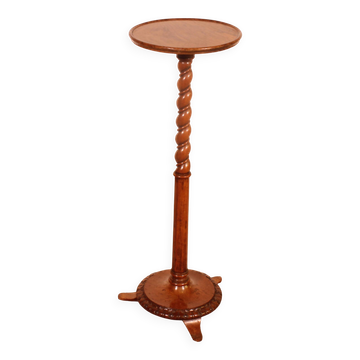 Small guéridon called tea table in walnut - 19th century stamped Holland and So.