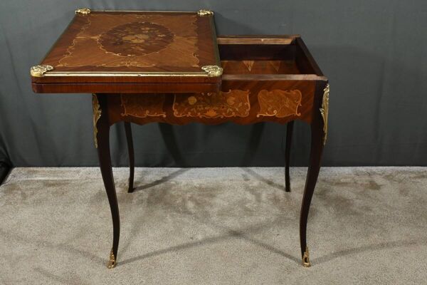 Table de Jeux en Acajou, style Transition Louis XV/Louis XVI – Fin XIXe