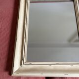 Miroir en bois couleur ivoire effet vieilli