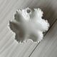 Coupelle porcelaine blanche forme feuille