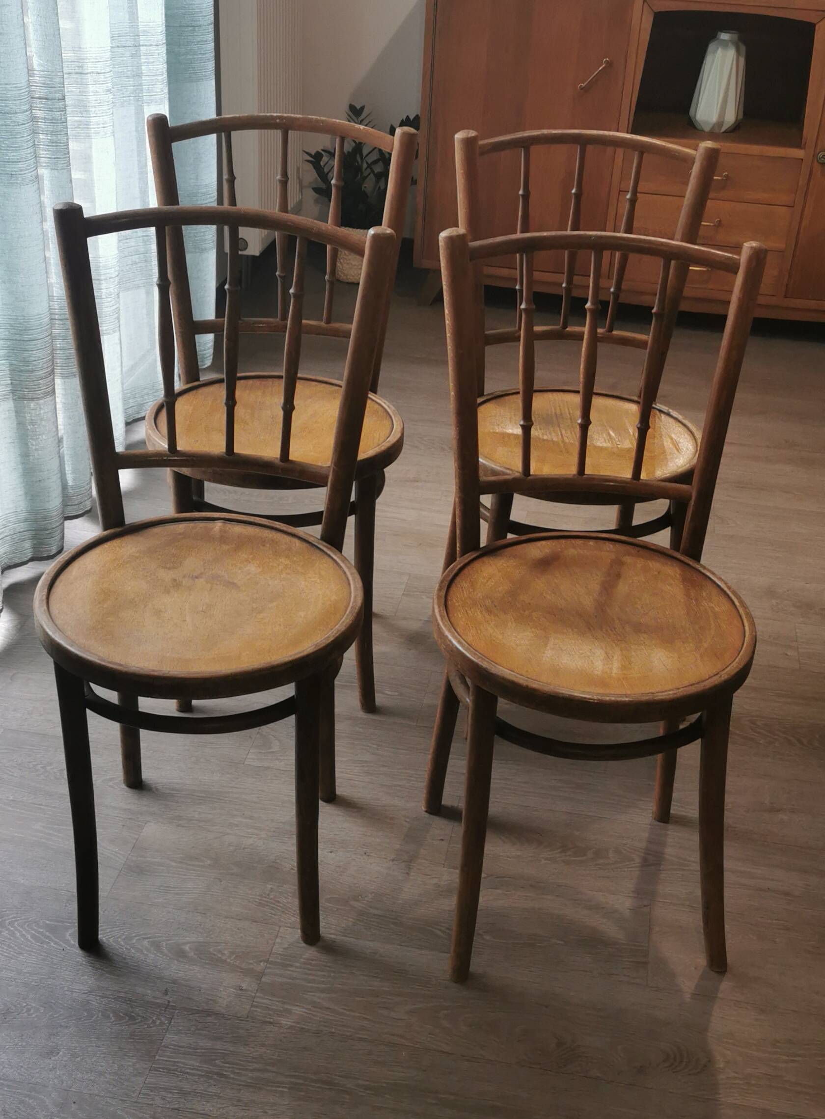 Set of 4 bistro chairs