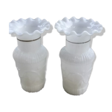Paire de vases en opaline