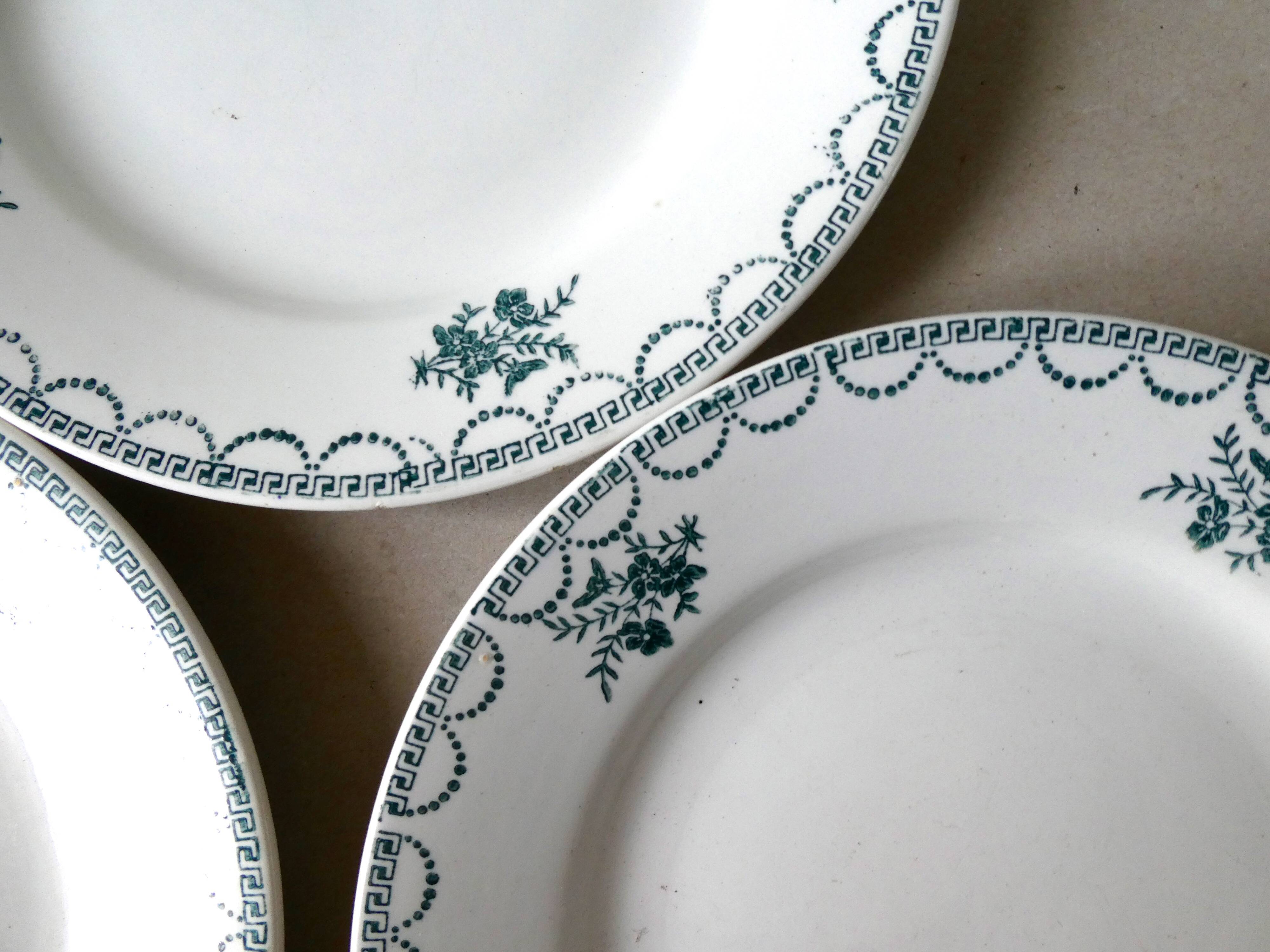 Set of 6 dinner plates of Saint Amand 50s