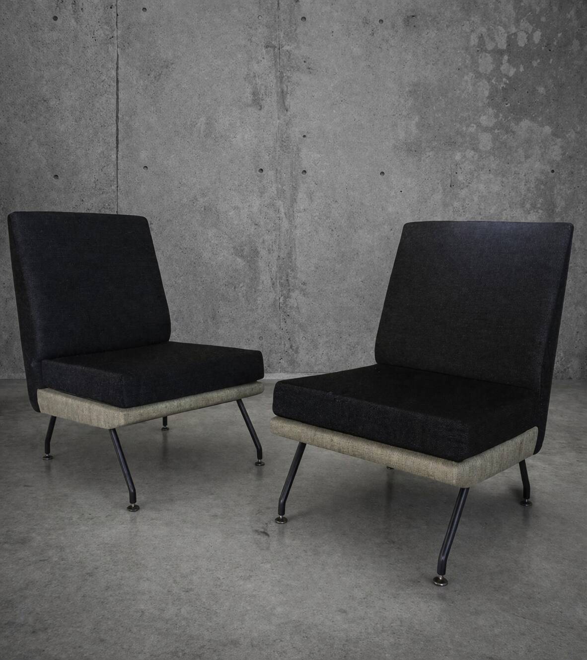 Pair of vintage armchairs from the 1950s – modernist spirit